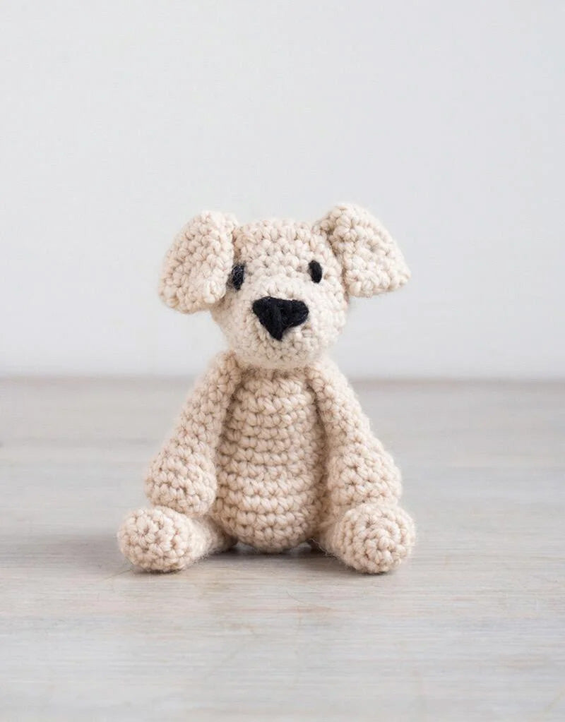 Mini Eleanor The Labrador Crochet Kit