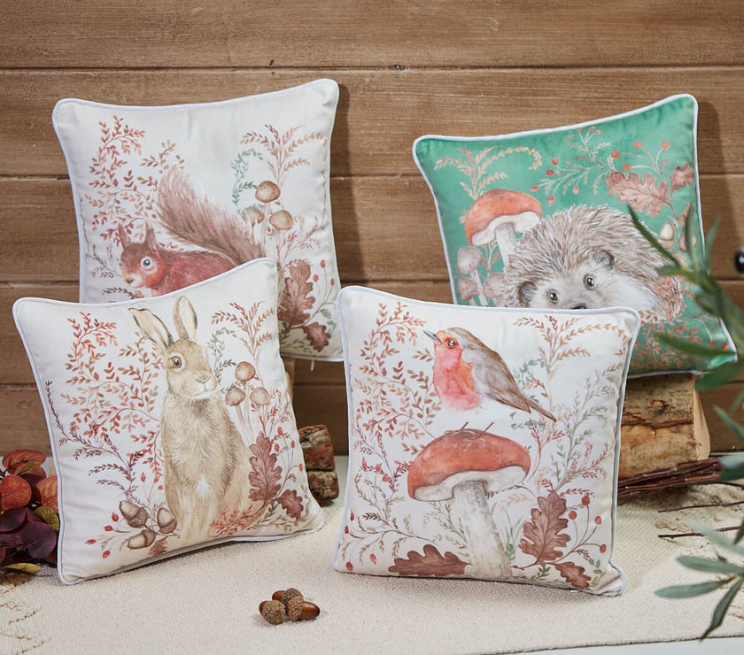 Woodland Rustic Robin Cushion – White Velour with Toadstool