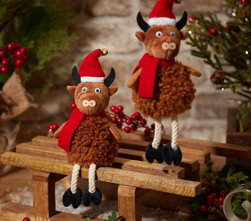 Christmas Highland Cow Shelf Sitter – Brown Fleece with Scarf & Hat