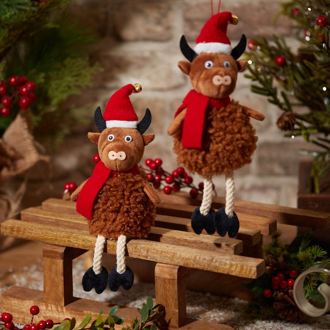 Christmas Highland Cow Shelf Sitter – Brown Fleece with Scarf & Hat