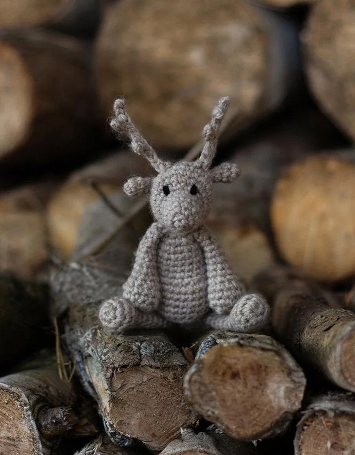 Mini Donna The Reindeer Crochet Kit