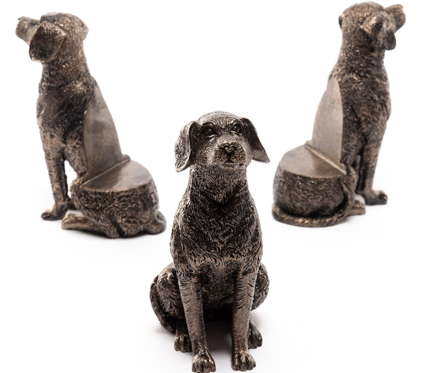 Sitting Labrador Plant Pot Feet – Set of 3