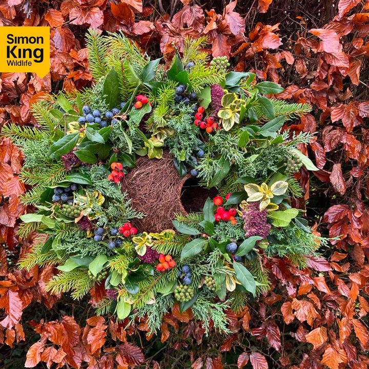 Simon King Wreath Nester